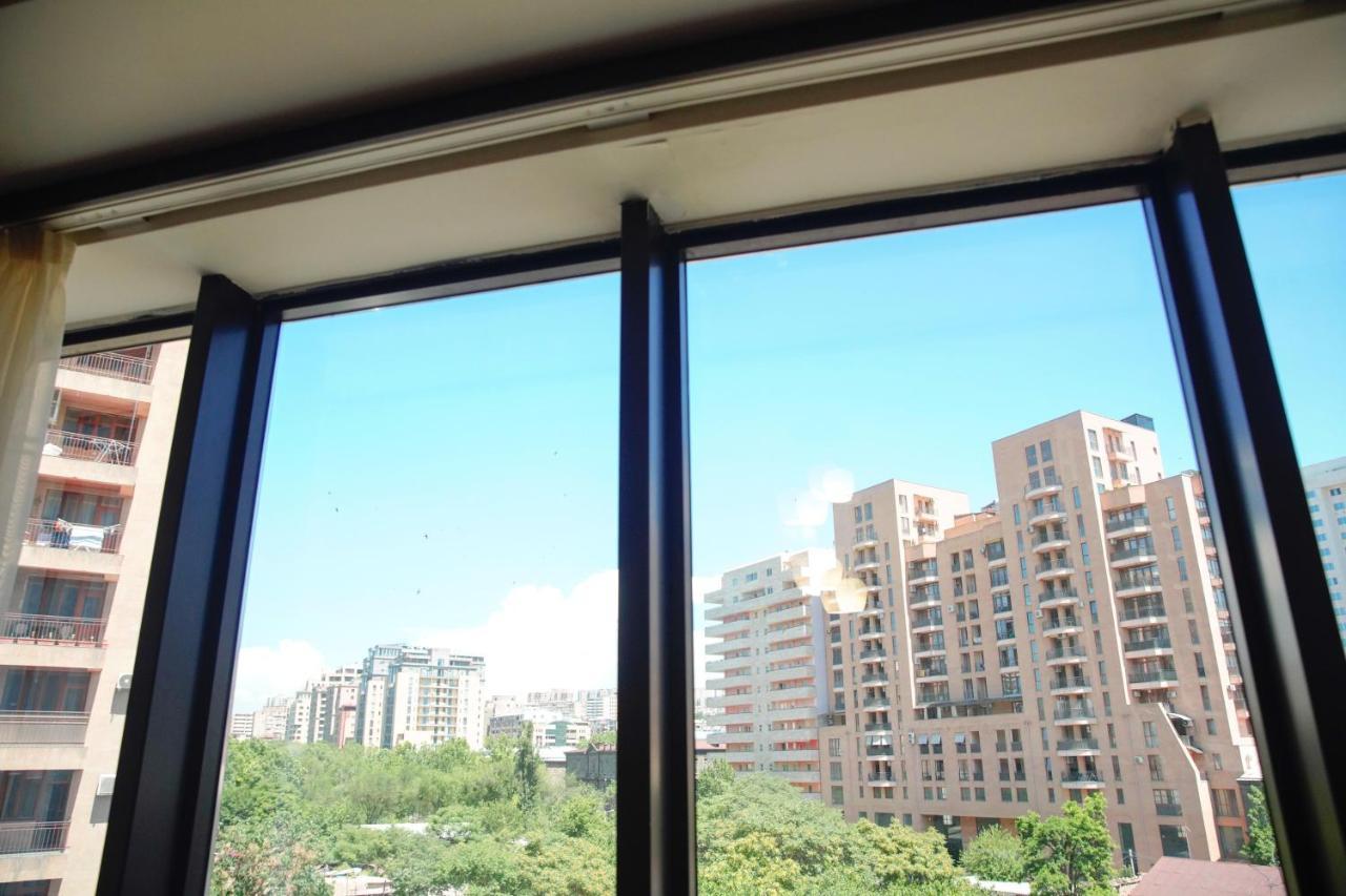 City Center Appartment At Buzand St. Γιερεβάν Εξωτερικό φωτογραφία