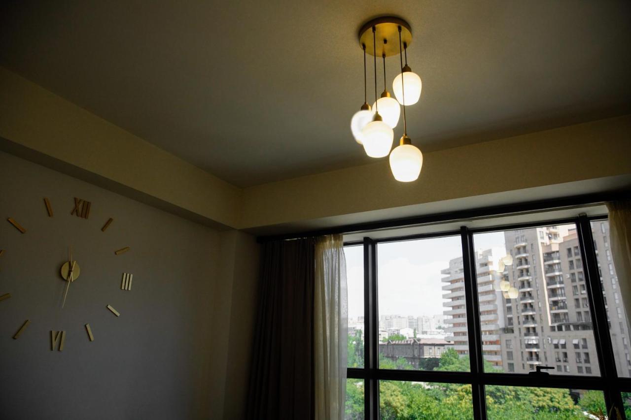 City Center Appartment At Buzand St. Γιερεβάν Εξωτερικό φωτογραφία